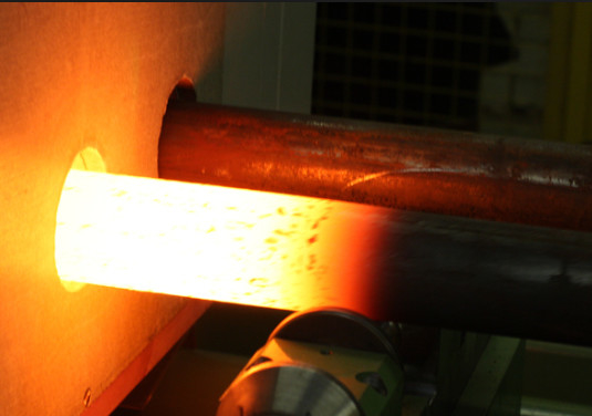 Macchina termica industriale di induzione 120KW per il pezzo fucinato di dado di bullone del coltello