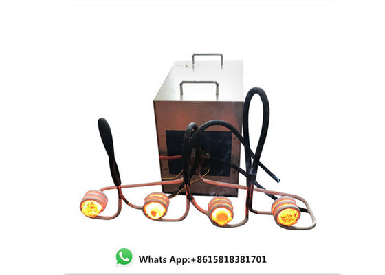 Macchina 7.6L/Min della forgia di Bolt del dado del riscaldamento di induzione 35KW 80KHZ